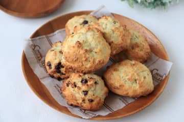 生地作りはたった5分！ホットケーキミックスの超簡単パン！バナナとくるみのクイックブレッド