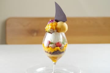 【新宿三丁目で夜カフェに最適】神楽坂の夜パフェ専門店『コヨイノパフェ(スタンド)』が6月18日ニューオープン！