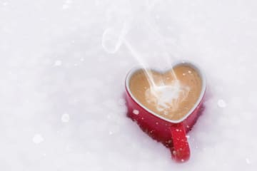 うっかりドリンクをこぼした在日中国人、店員の気遣いに感動！「私もいつかこんなふうになりたい」