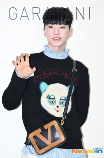 【PHOTO】SEVENTEEN ホシ、IVE レイ&リズら「VALENTINO」イベントに出席（動画あり）