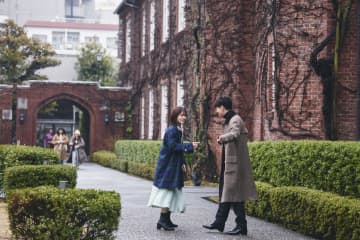 【先週読まれた人気記事】ドラマ『私の夫と結婚して』　小芝風花&佐藤健の役柄とのギャップ満載の特別映像&メイキング写真が公開！