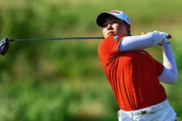 竹田麗央3打差2位「すごく耐えた」 岩井千怜5位、山下美夢有8位で週末へ