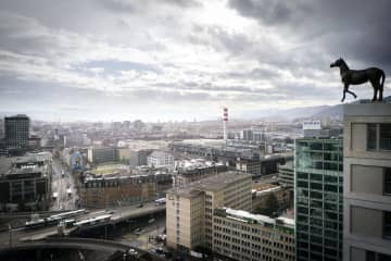 スイスの住宅難は「空間計画法の改悪が原因」　LSE教授に聞く英住宅危機との違い