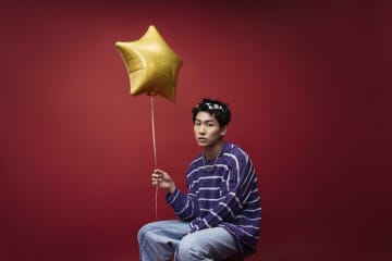 Ayumu Imazu、新曲「HOWL」がTVアニメ『カラオケ行こ！』主題歌に