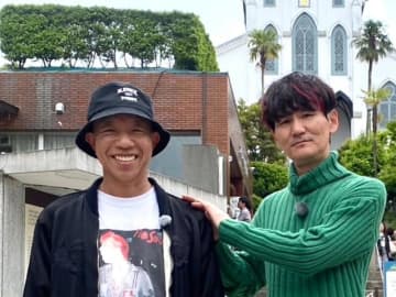 小峠英二の結婚を「独身最後の長崎デート」ショットで祝福した大物タレント「また素敵なお写真」「仲の良さが素敵過ぎて」