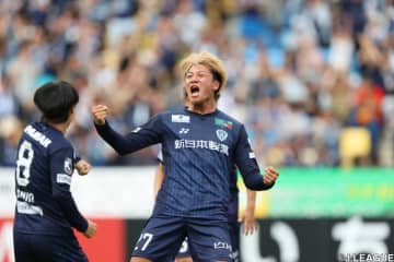 新潟は降格圏脱出ならず…打ち合いを制した福岡が連勝達成、碓井聖生はデビュー弾