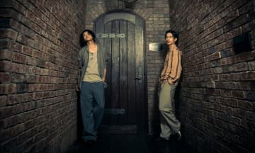 赤西仁×錦戸亮「N/A」、初のアリーナライブをWOWOWで独占放送　舞台裏ドキュメントや過去ライブと合わせ3カ月連続特集へ