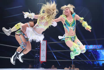 【スターダム】羽南＆飯田沙耶　安納サオリ＆なつぽい下しゴッデスＶ４「正規軍はSTARS！」