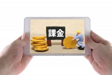 なぜ人はソシャゲに飽きるのか 「突然の課金圧」「ログイン強要」にウンザリしたユーザーたち