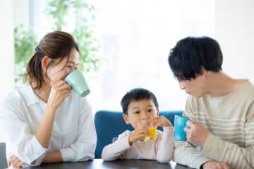 「お食事券3500円分が年2回、幼児無料で断然お得」38歳女性が買ってよかった株主優待