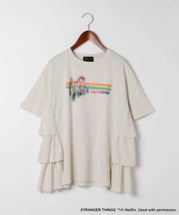 【niko and …】Netflixの大人気ドラマとコラボ！レトロ感な「フリルTシャツ」