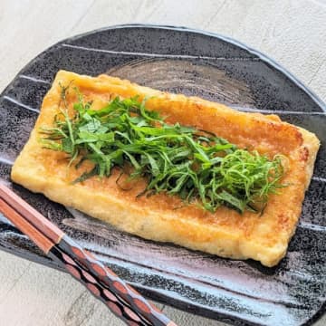 【大葉5枚が主役】「コレ、秒で作れる！」「パンより好きかも」カリッと香ばしい油揚げトースト♪