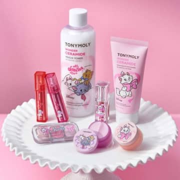 おしゃれキャットがコスメに♡トニーモリーの限定イベント開催