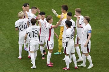 「日本のファンを尊敬する」　異国の地で「Urawa」が生んだ光景に海外衝撃「オーラがスゴイ」