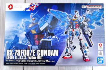 【今月の素組み】「大阪・関西万博」の「GUNDAM NEXT FUTUER PAVILION」をプラモ化した「EXPO2025 1/144 RX-78F00/E ガンダム (EX-001 グラスフェザー装備)」を組む! ど迫力なガンダム立像風にもキメられる!