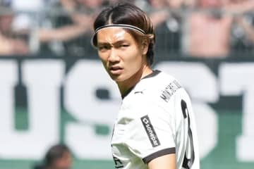 ｢日本の宝｣｢何頭身なの、カッコ良すぎる｣日本代表DF板倉滉、京都で破壊力抜群の着物姿披露｢結婚かと思って心臓止まりました｣