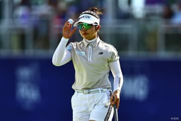 「強い風に負けないように」山下美夢有が7打差3位 岩井千怜6位 単独首位にミンジー・リー