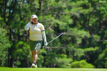 19歳のルーキー・入谷響が4打差をつけてツアー初優勝　高橋彩華、ささきしょうこ、永峰咲希が2位