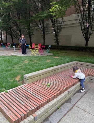 北斗晶、1歳10カ月の孫と外出した時の様子を公開「将来は有望です!!」