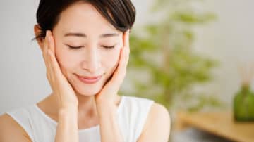 【50代からのオーラルケア】口の機能の低下を防ぐ簡単なトレーニングとマッサージとは？