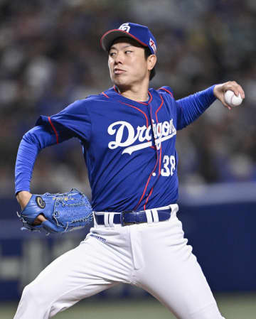 中4―1日(22日)　中日、連敗3で止める