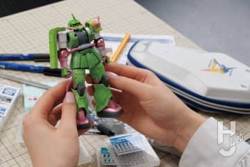荒井芽依（LINKL PLANET）が全塗装後の楽しみ方をお届け！ 塗装後にディテールアップやスミ入れ等ピンポイント工作を施す！