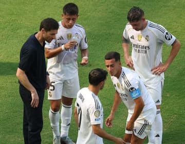 新生マドリーが抱える前政権と同じ問題点。シャビ・アロンソ体制初戦で番記者が指摘した未だに“埋まらない穴”「チームの頭脳になれる選手が必要」【現地発】