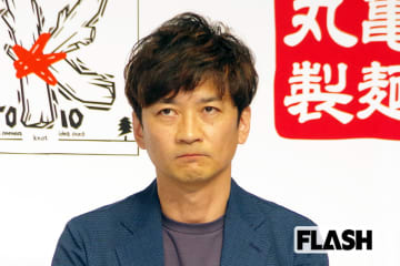 【わいせつ動画おねだり疑惑】国分太一「結婚10年妻」への裏切り…結婚会見で語った「忘れた常識を訂正してくれる」尊敬の念はどこへ