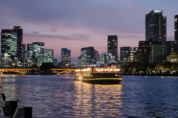 船上で生ビールと夜景を楽しむ！天満橋「ビアクルーズ」が夏限定で運航