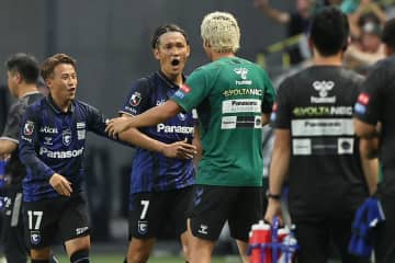 G大阪、エースFW宇佐美貴史の“強烈FK弾”で6戦ぶり勝利！　17位のFC東京はPK活かせず…5戦勝ちなし
