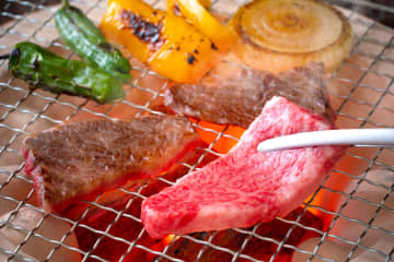 焼肉店で絶対やってはいけないNG行為７選！最低限おさえたいマナーも紹介