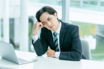 「あ、JTCだ」朝はラジオ体操、Teamsメンションは「さん」付け強要　幻滅して1年半で退職した男性