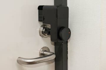 スマートロックに閉め出された僕が、それでも勧めるワケ
