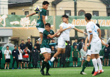 青森山田、市立船橋を4-0撃破　浦和ユースは前橋育英に2-1勝利