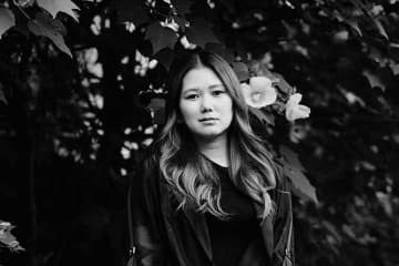 作家・金原ひとみさんロングインタビュー。娘とは言葉で話し合える関係性を保っていきたい【後編】