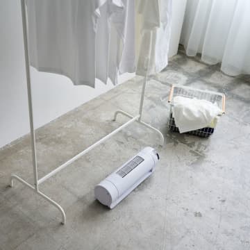 部屋干し助ける床置きファン　真下から送風で乾きやすく