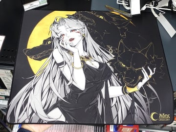 ギリシャ神話のイラストを採用したゲーミングマウスパッドが3製品