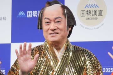 松平健、CMの“ミニマツケン”に笑顔「かわいかった」　マツケンサンバII「オレ！」ポーズも披露