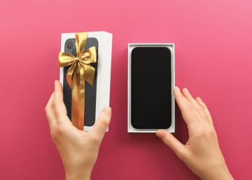 「毎月1円で最新のiPhoneが使える」と言う夫。本当にそんなにうまい話があるのでしょうか?「ワナがあるのでは」と心配ですが、どういう仕組みですか?