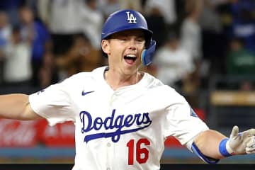 昨季は後半戦で大失速したが...ド軍捕手W・スミス、好調維持の“カギ”は24歳新人の存在 「かなり自信を持っている」とロバーツ監督