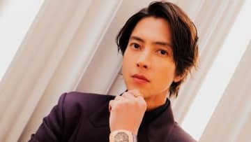 山下智久 教習所での“レベチ”な証明写真を公開！無加工でも完璧な“彫刻ビジュアル”に「なんでこんなにステキなの！？」「証明写真が宣材写真」
