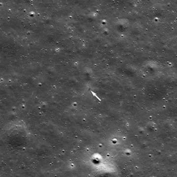 ispaceの月着陸船「レジリエンス」墜落地点、NASA月観測衛星が撮影
