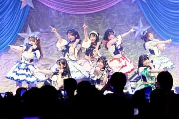 【ライブレポート】SUPER☆GiRLS、人気曲盛りだくさんの結成15周年記念ライブ開催。大森靖子作詞曲の新曲と年末ワンマンも発表