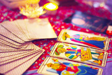 12星座×タロット占い「蟹座（かに座）」2025年6月23日（月）～6月29日（日）のあなたの運勢は？ 総合運・開運メッセージ