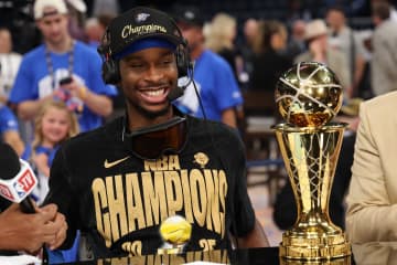 SGAが史上４人目の「得点王・シーズンMVP・ファイナルMVP」３冠！“ジョーダン超え”の偉業も達成＜DUNKSHOOT＞