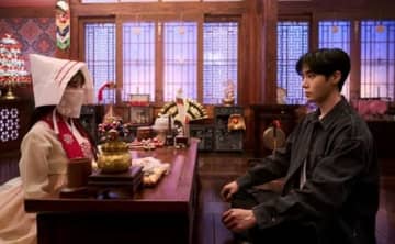 チョ・イヒョン×チュ・ヨンウ『巫女と彦星』、巫女と青年が紡ぐ救いの物語