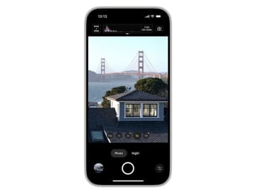 Adobe、一眼レフのような自然な写真が撮れるiPhone向けカメラアプリ