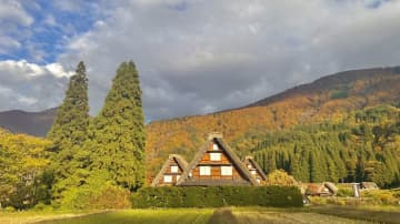 白川郷の小さな合掌造りで、念願だったカフェの店主に【岐阜県白川村】