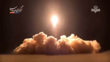 イラン、カタールの米軍基地にミサイル攻撃　これまでに分かっていること