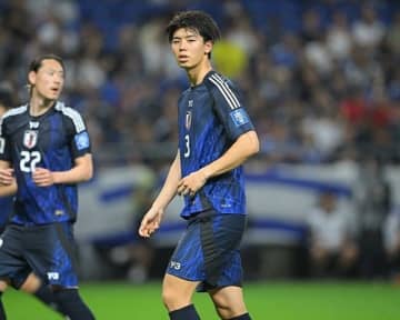 20歳の日本代表DFがイングランド名門に電撃移籍へ！ 英BBCが「9.8億円で合意」と報道
